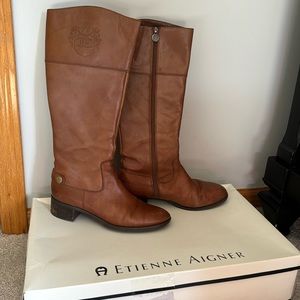 Etienne Aigner boots size 8.5 used condition